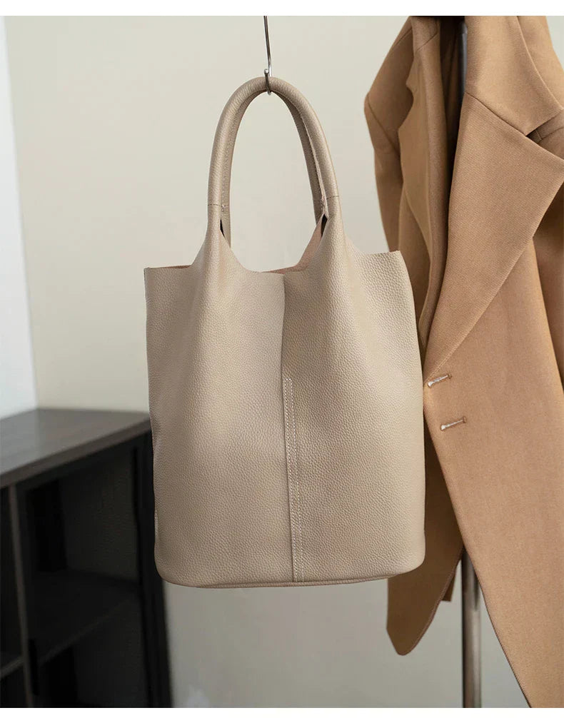 Saga™ – Luksusowa jasnoniebieska torba typu bucket z efektem skóry