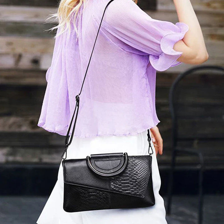 Celine™ - Elegancka czarna torebka o skórzanym wykończeniu