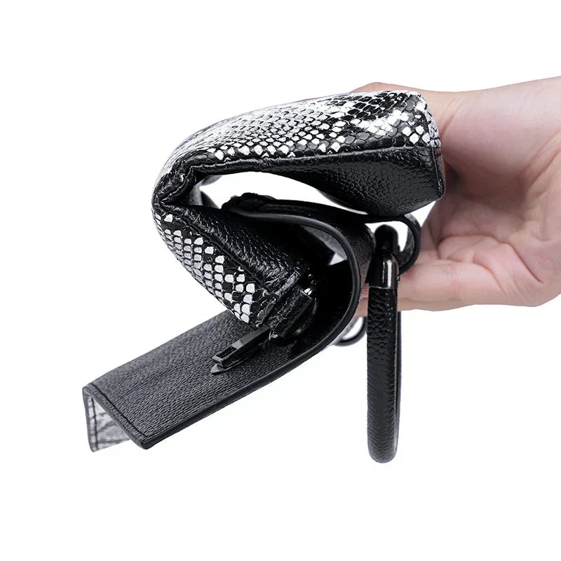 Celine™ - Elegancka czarna torebka o skórzanym wykończeniu